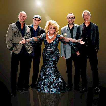 KARIN BLOEMEN &AMP; OLD SCHOOL BAND